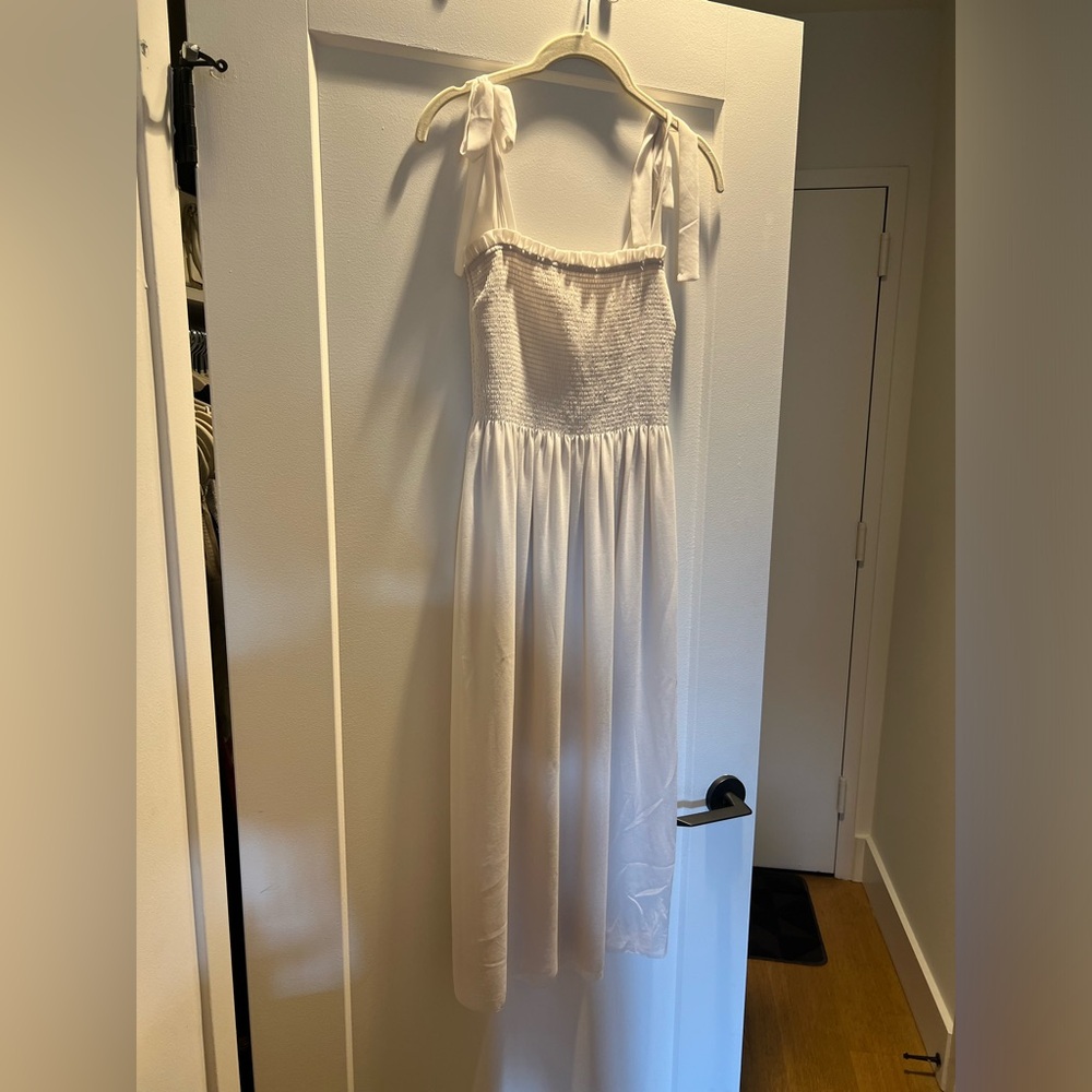Aritzia Wilfred Sun Dress